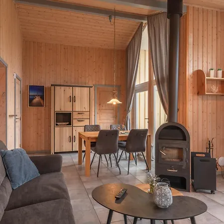 Holiday home Seeschwalbe 23 *